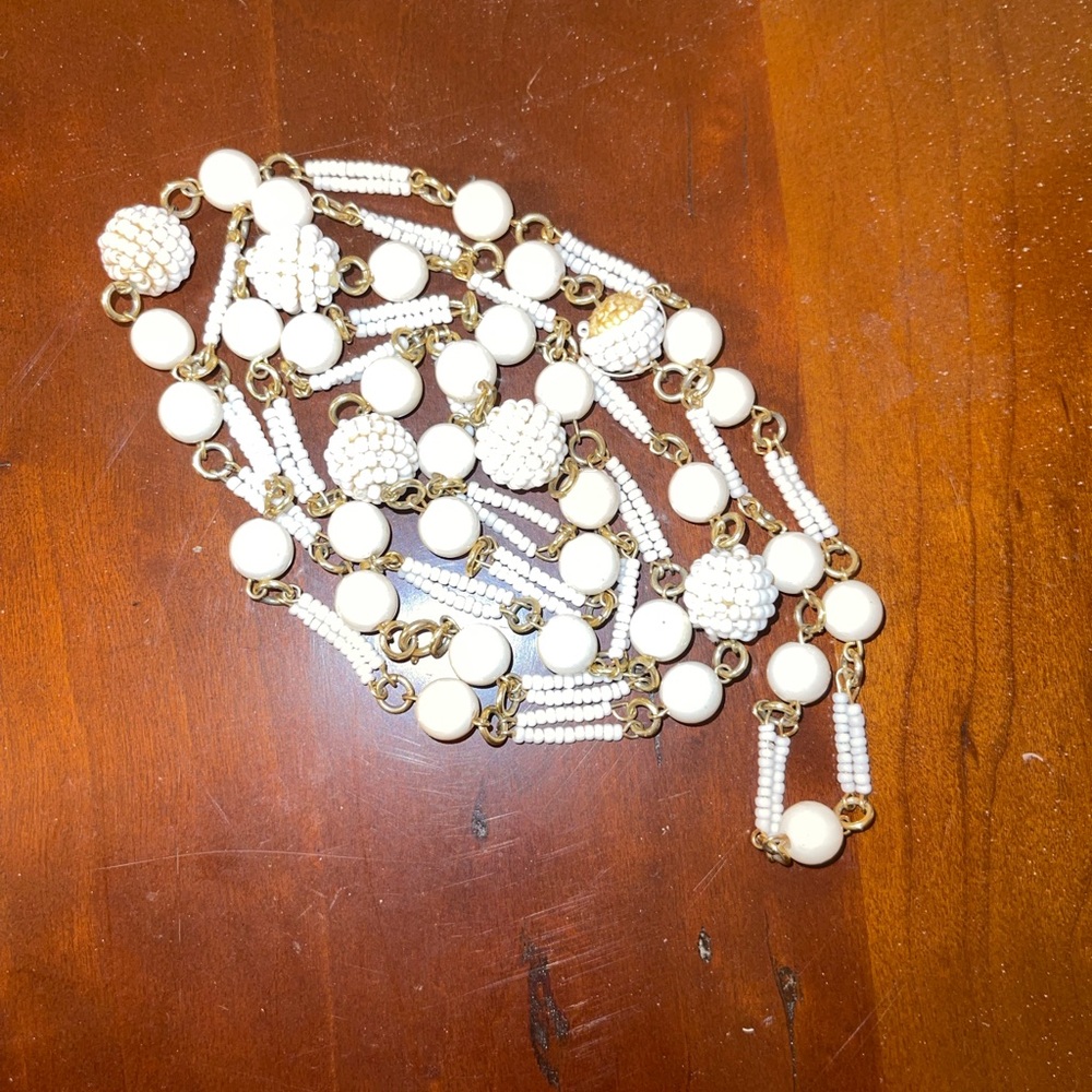 Long Pearl Beaded Necklace - Picture 7 of 9